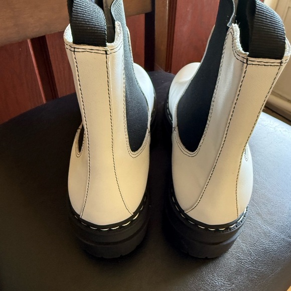 MARC FISHER BERMUDA LUG PLATFORM WHITE BOOTS STRETCHY PULL ON NEW NO TAGS 8.5 - Picture 13 of 14